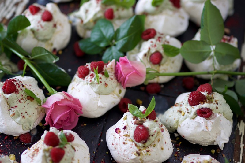 Avoca Raspberry and Pistachio meringues b Copy