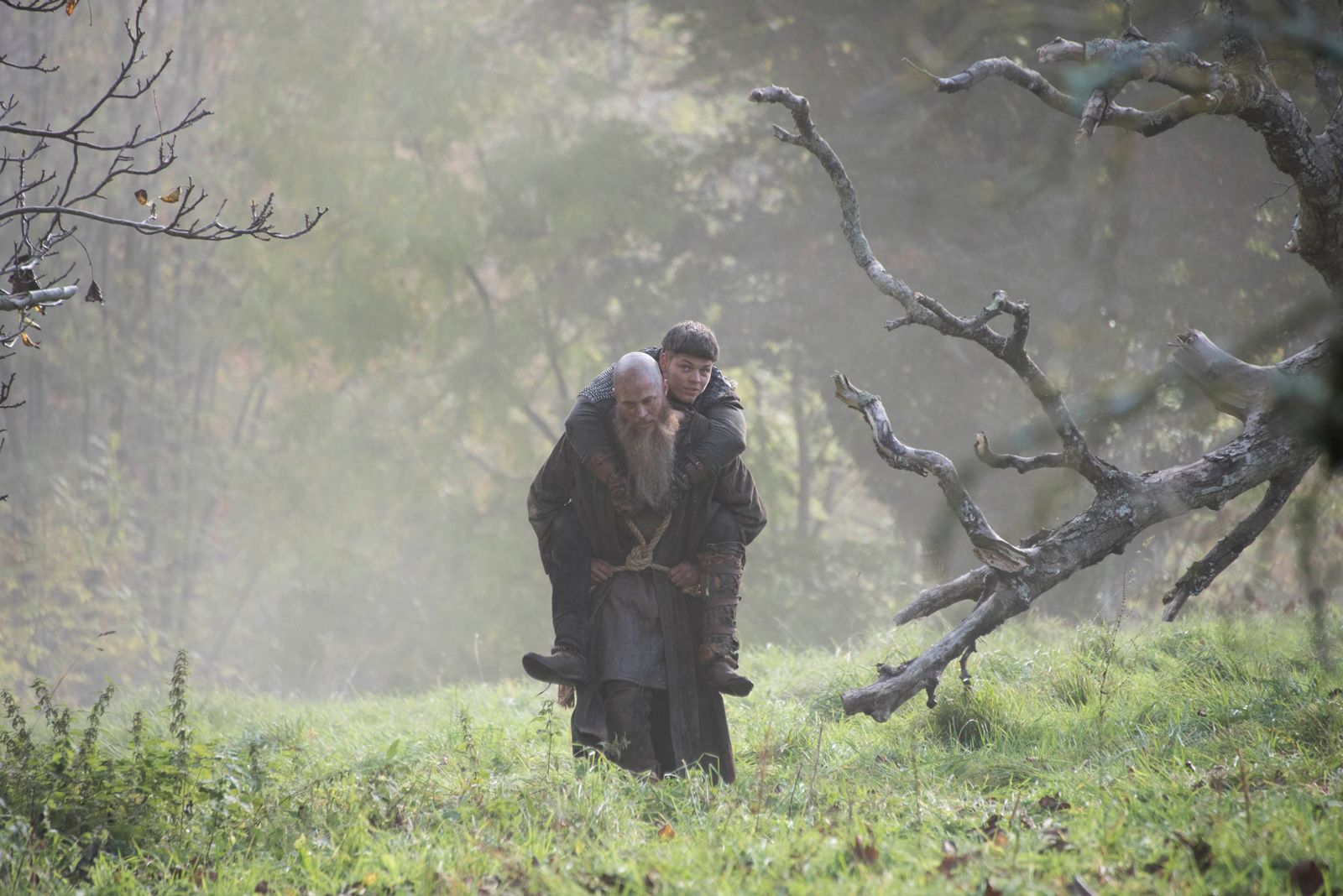 filming.vikings.actors.waterfall.powerscourtwaterfall.2019