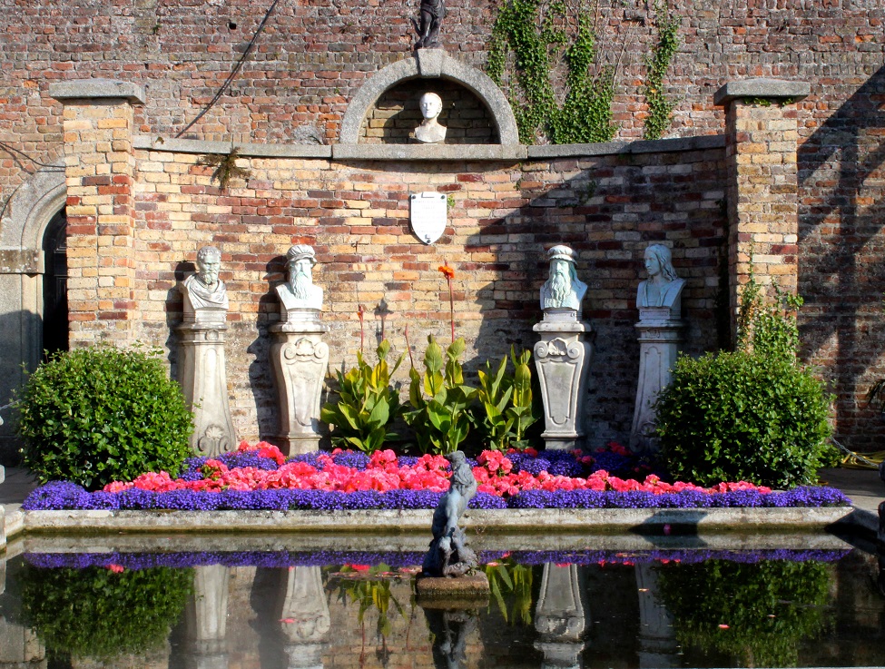 Julius memorial statues in the Walled Garden.