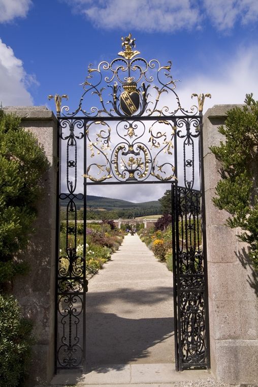 Statues Gates Statuary & Gates: Artistic Wonders at Powerscourt Estate