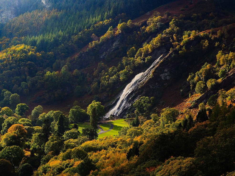 waterfall.wideshot.autumn21.tomek  1